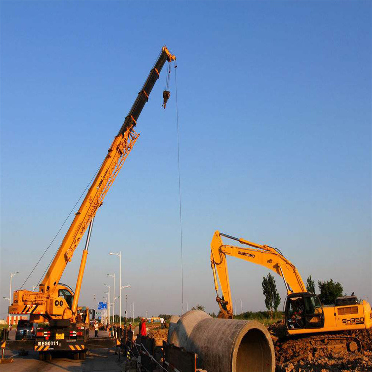 银海工地租吊车多少钱