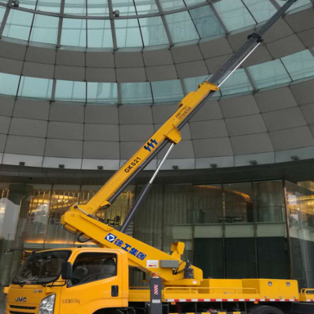 银海附近高空作业车租赁｜安全设备租赁｜高空安装|工程定制化方案｜亿立达设备租赁